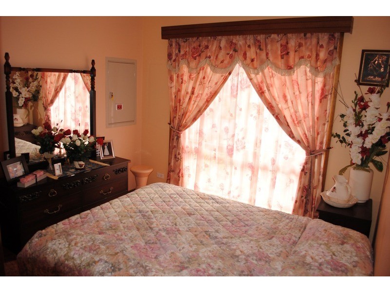 8 Menzies  Drive, Daisy Hill VIC 3465