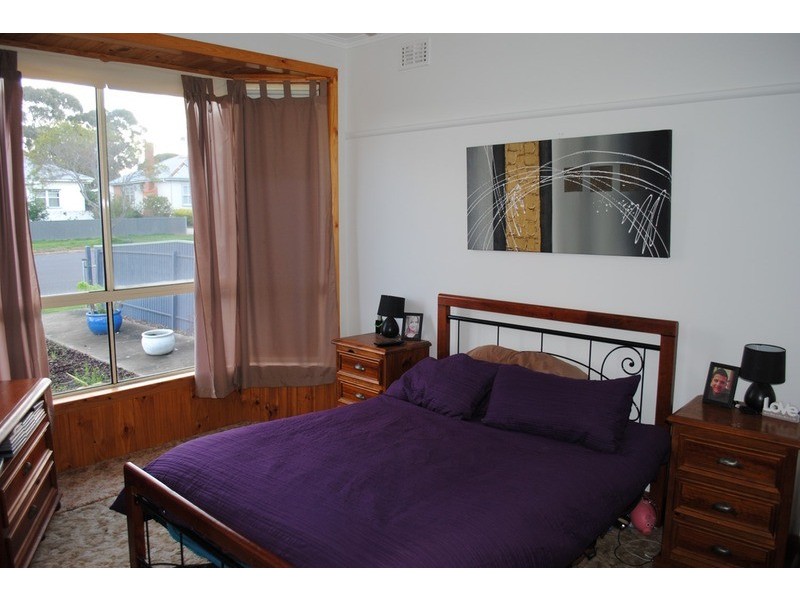 10 Laidman Street, Maryborough VIC 3465