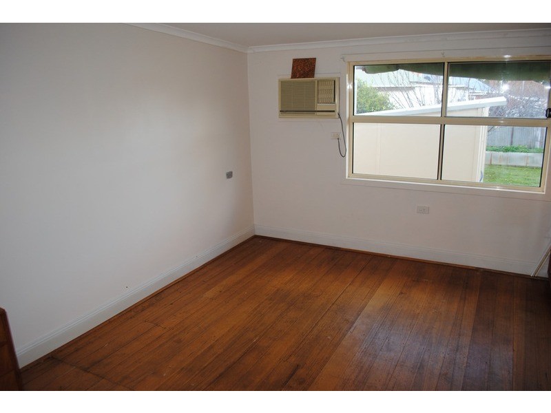 10 Laidman Street, Maryborough VIC 3465