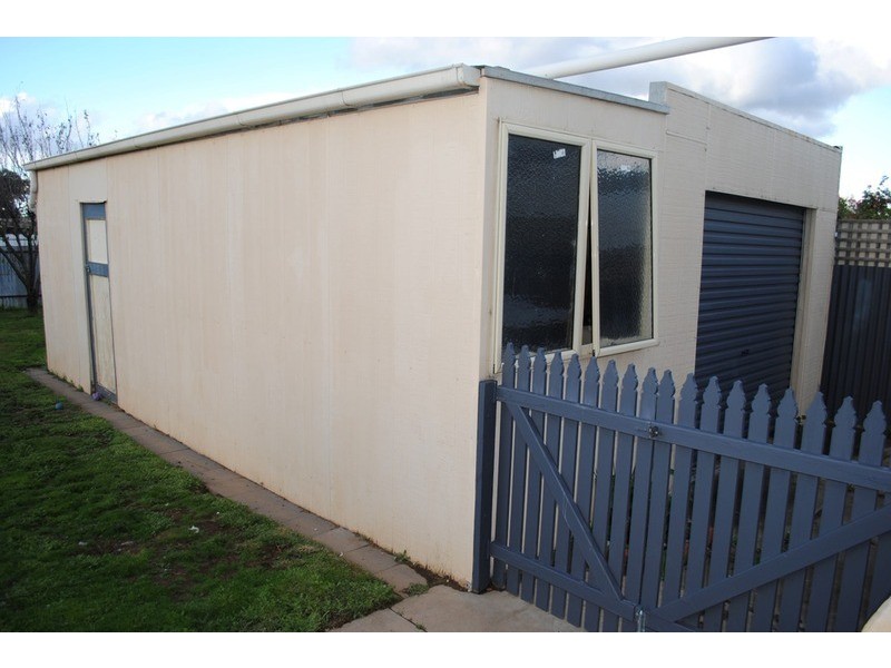 10 Laidman Street, Maryborough VIC 3465