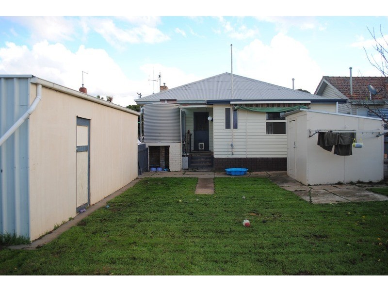 10 Laidman Street, Maryborough VIC 3465
