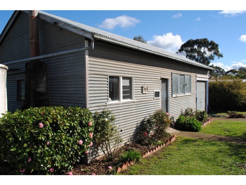15 Market Street, Dunolly VIC 3472