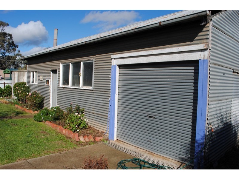 15 Market Street, Dunolly VIC 3472