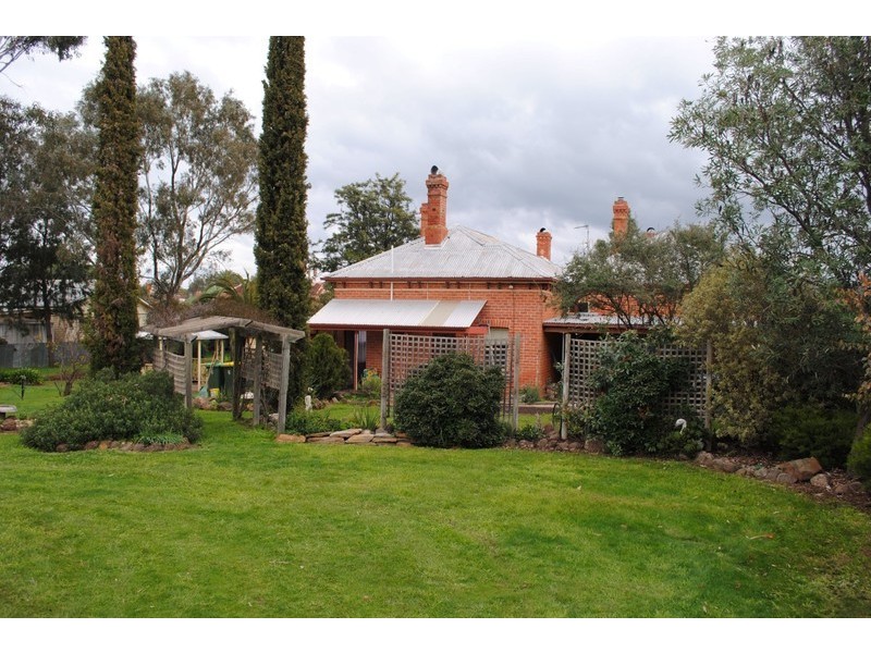 102 Rutherford Street, Avoca VIC 3467