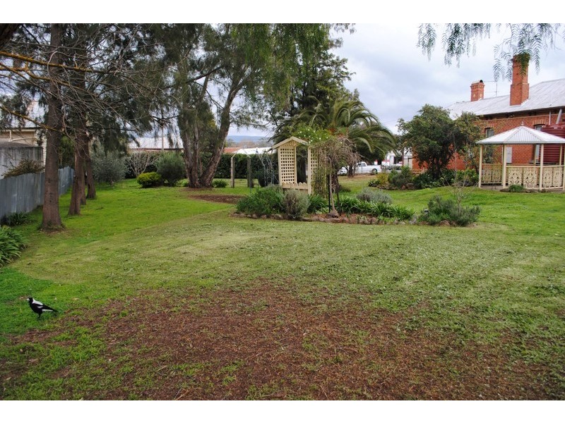 102 Rutherford Street, Avoca VIC 3467