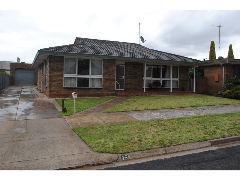15 Newton Street, Maryborough VIC 3465
