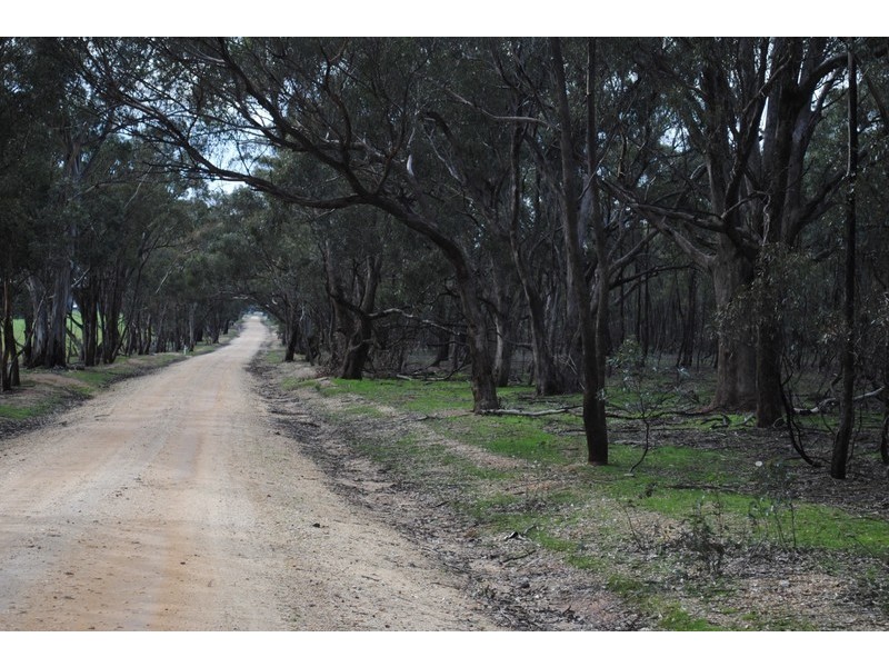 155 Longs Road, Wareek VIC 3465