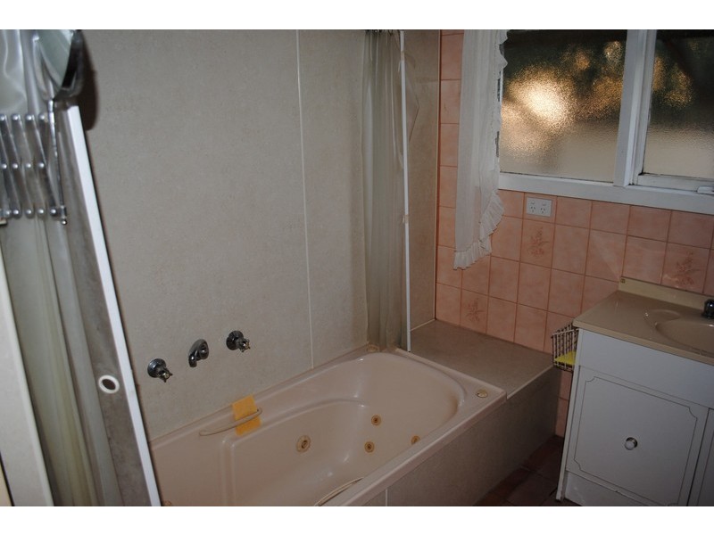 135 Gillies Street, Maryborough VIC 3465