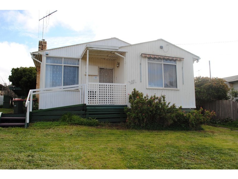 11 Cameron Street, Maryborough VIC 3465