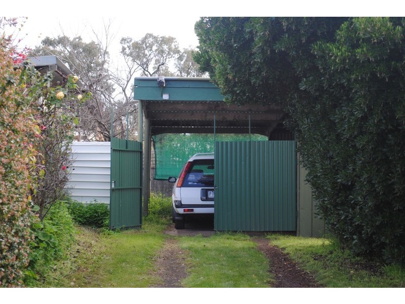 11 Cameron Street, Maryborough VIC 3465