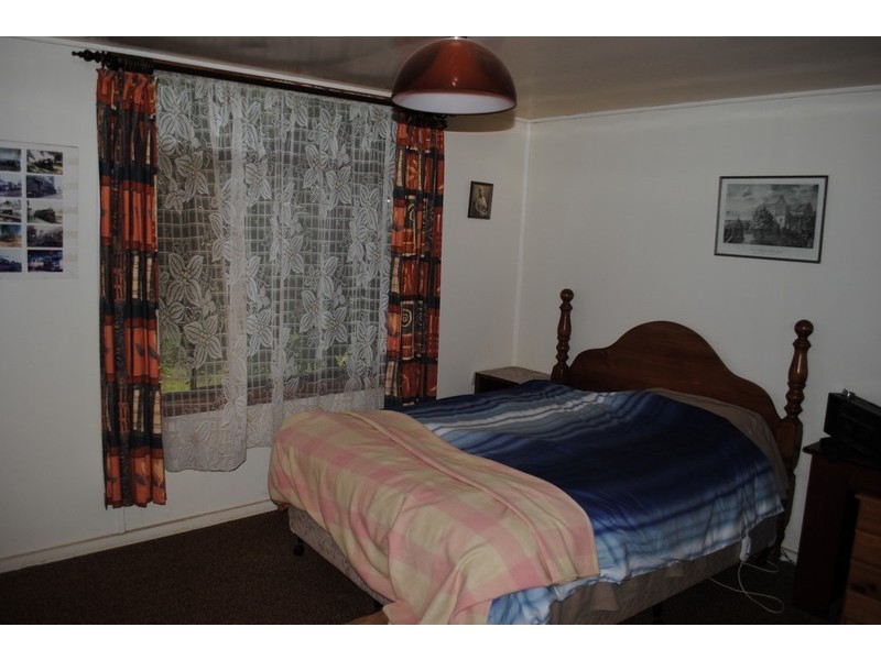 11 Cameron Street, Maryborough VIC 3465