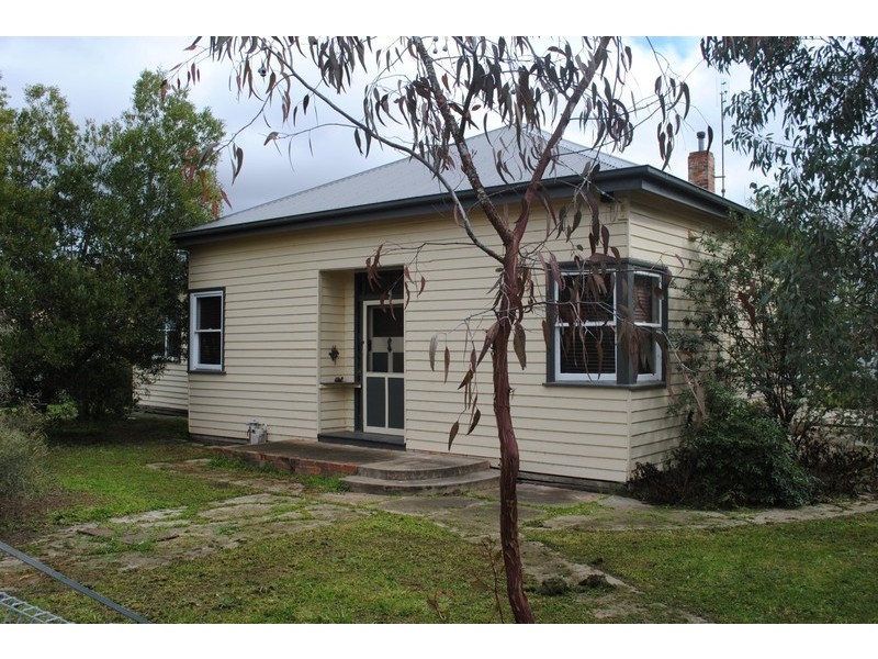 29 Powlett Street, Maryborough VIC 3465