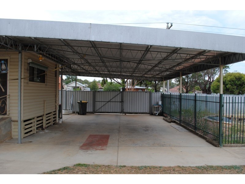 11 Burke  Street, Maryborough VIC 3465