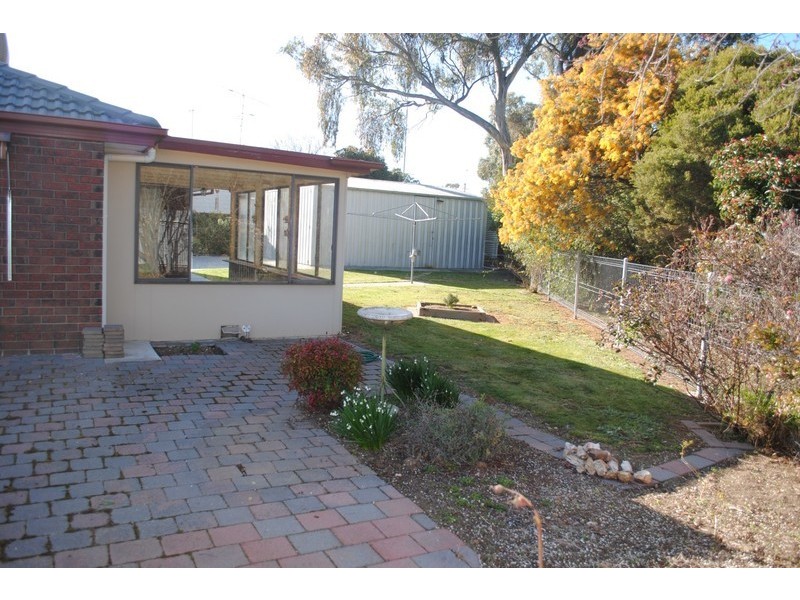 98 Loch Street, Maryborough VIC 3465