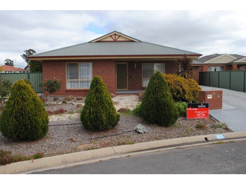 37 Harrison Street, Maryborough VIC 3465