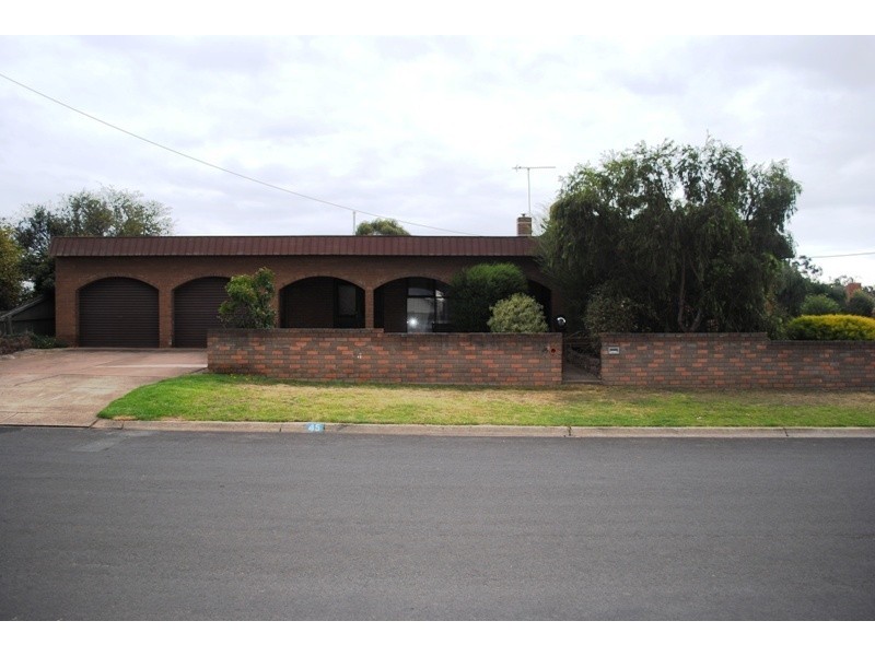 45 Raglan Street, Maryborough VIC 3465