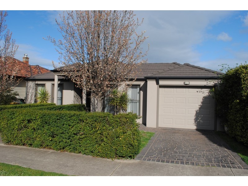 14 High Street, Maryborough VIC 3465