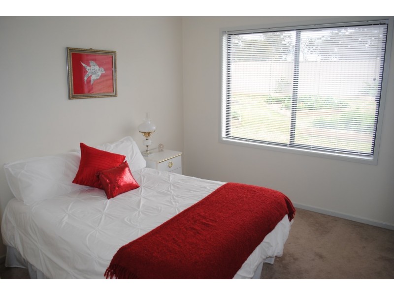 12 Dehnerts Road, Daisy Hill VIC 3465