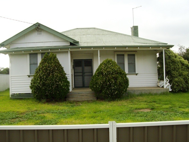 100 Burns Street, Maryborough VIC 3465