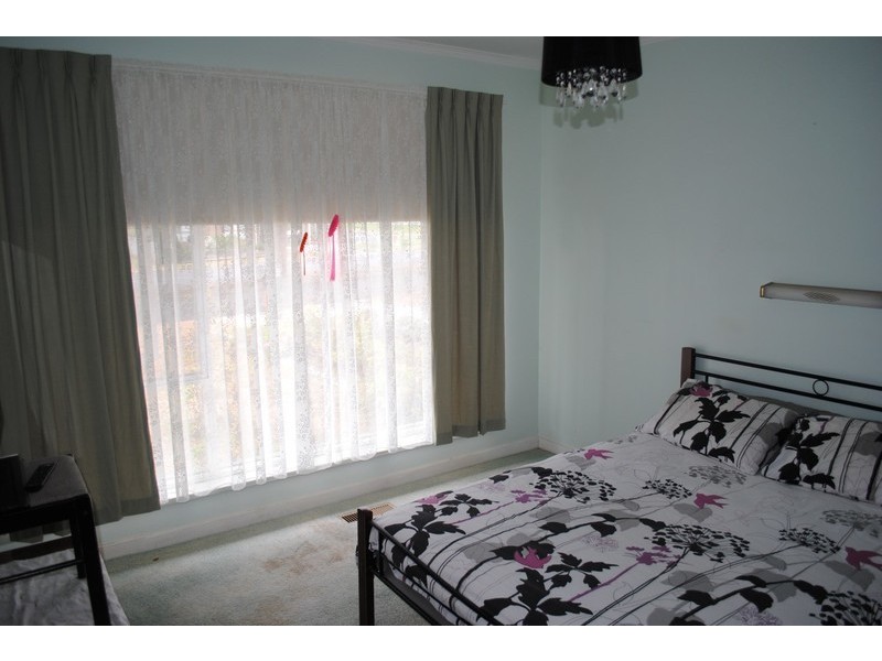 100 Majorca Road, Maryborough VIC 3465