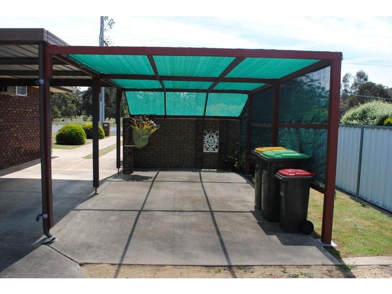 300 Gladstone Street, Maryborough VIC 3465