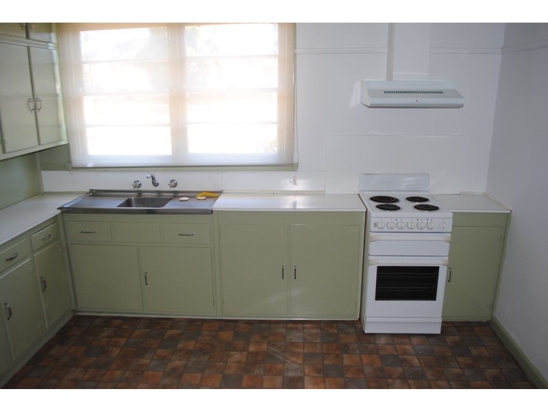 9 Porter Avenue, Maryborough VIC 3465