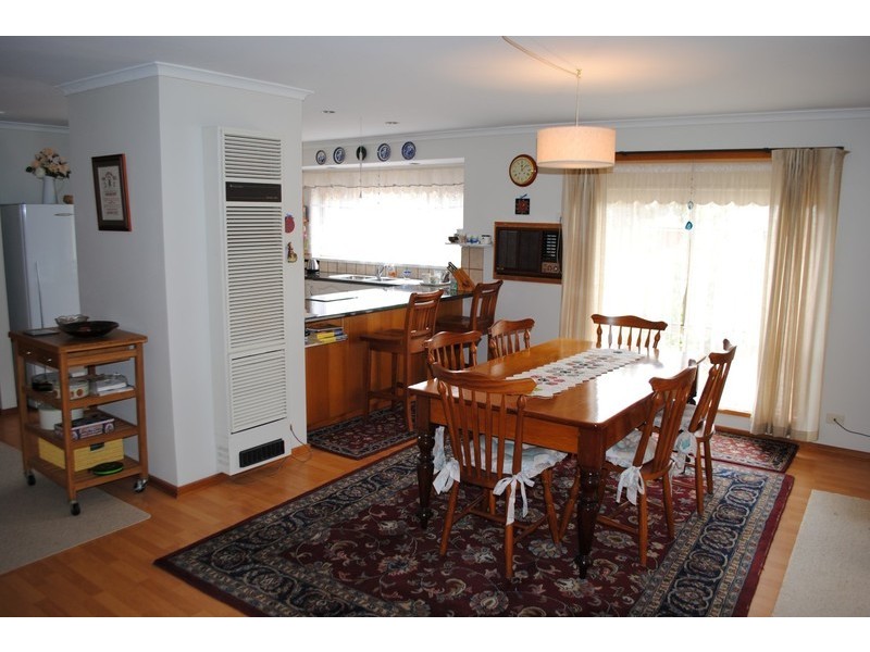 87 Dundas Road, Maryborough VIC 3465