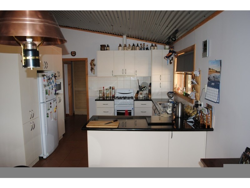 570 Avoca Road, Amherst VIC 3371