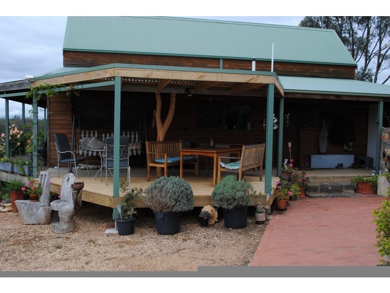 570 Avoca Road, Amherst VIC 3371