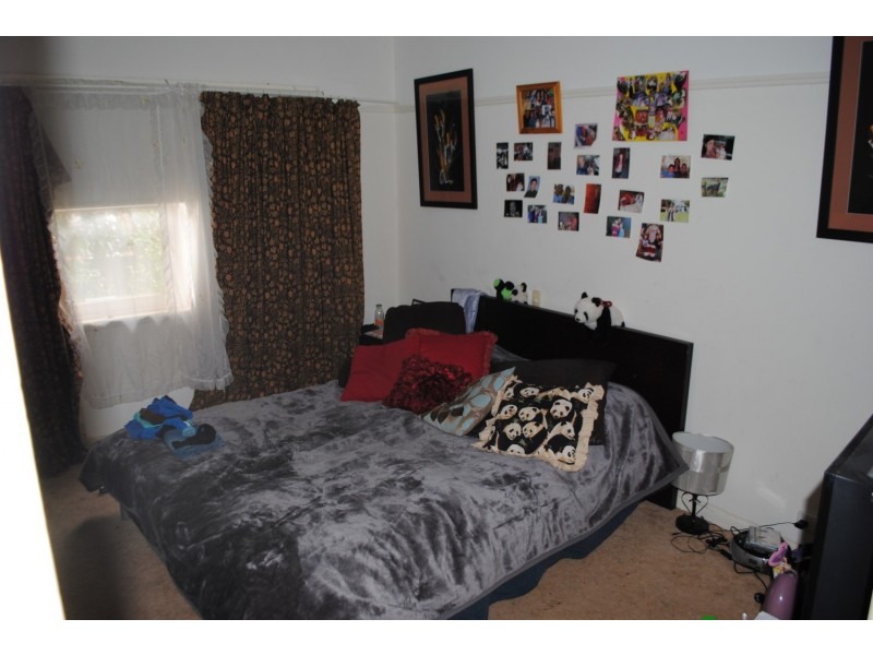 240 Gladstone Street, Maryborough VIC 3465