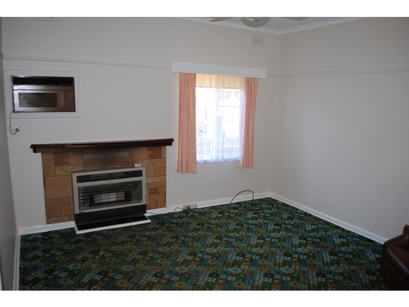 77 Majorca Road, Maryborough VIC 3465