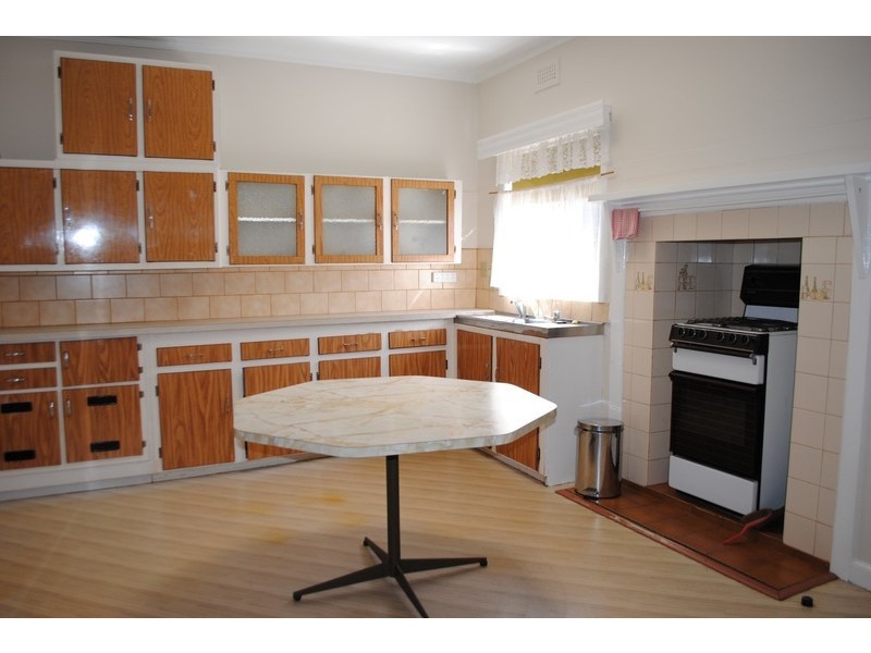 77 Majorca Road, Maryborough VIC 3465