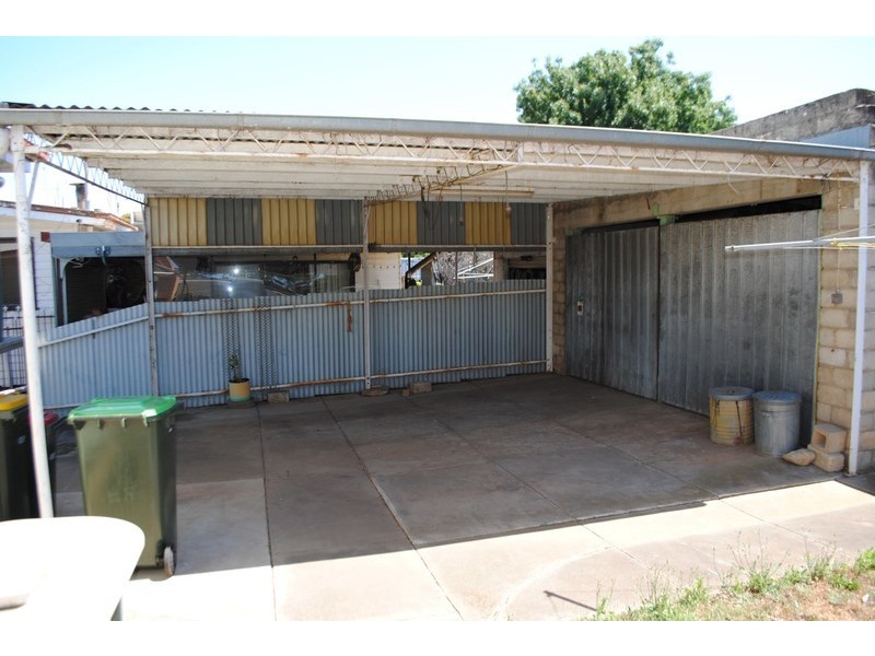 77 Majorca Road, Maryborough VIC 3465