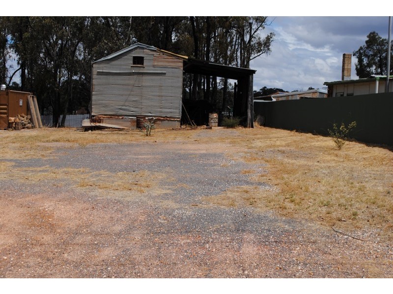 16 Waters Street, Maryborough VIC 3465