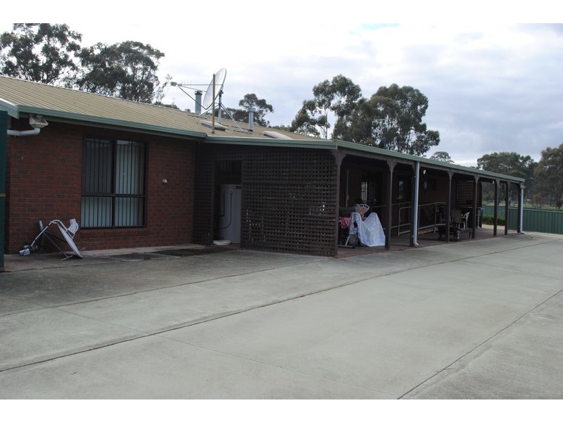 8 Menzies Drive, Maryborough VIC 3465