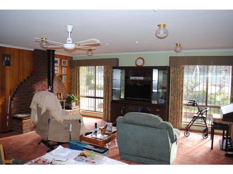 8 Menzies Drive, Maryborough VIC 3465