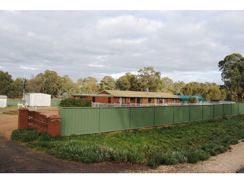 8 Menzies Drive, Maryborough VIC 3465