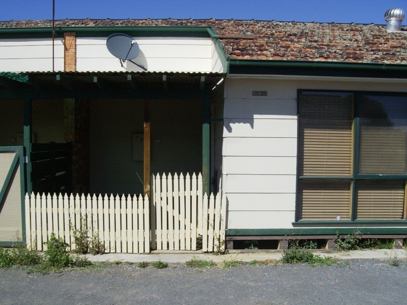 3/2-4 Harrison Street, Maryborough VIC 3465