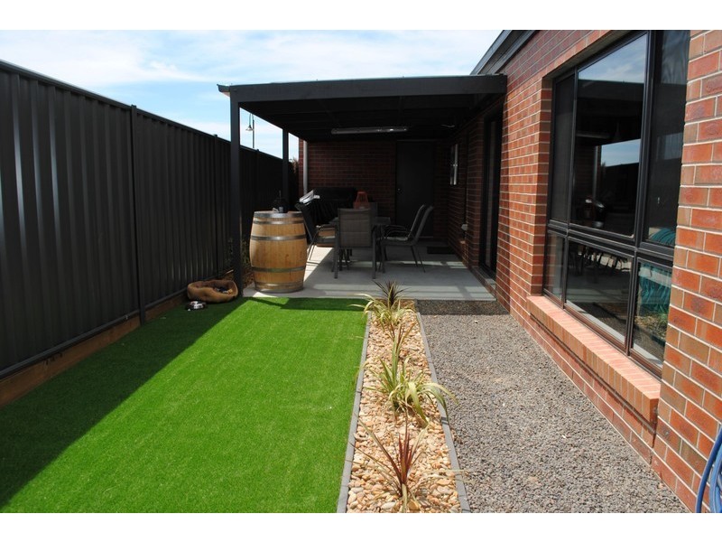 1/6 Lowery Court, Maryborough VIC 3465