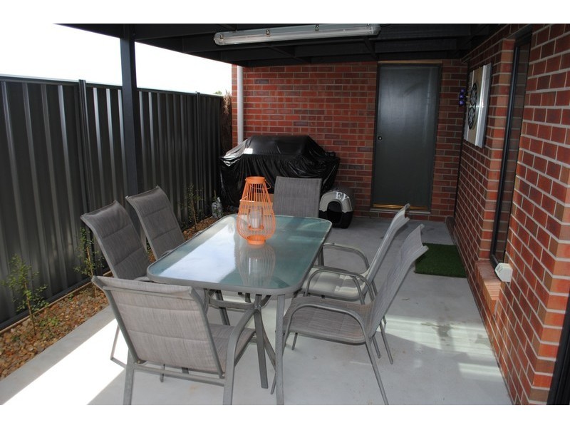 1/6 Lowery Court, Maryborough VIC 3465