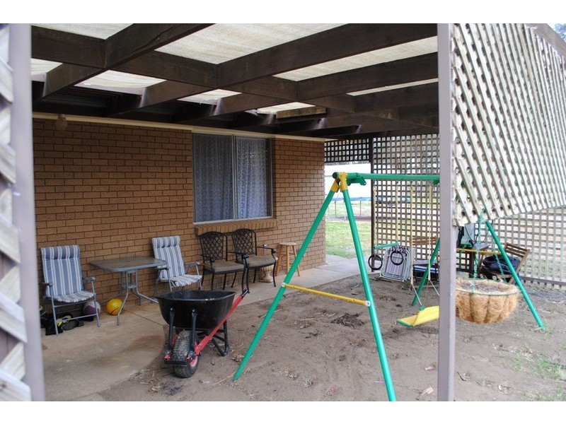 4165 Pyrenees Highway, Flagstaff VIC 3465