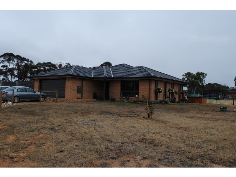 11 Lacy Street, Amherst VIC 3371