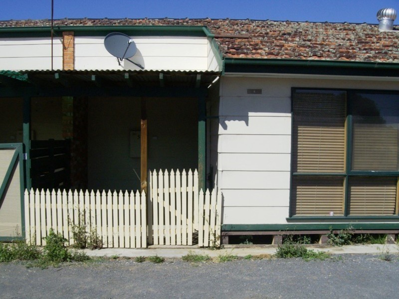 3/2-4 Harrison Street, Maryborough VIC 3465