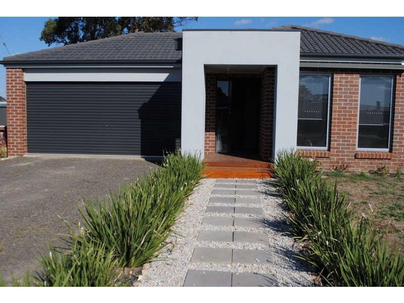 36 Homebush Road, Avoca VIC 3467