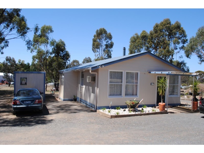 33 Flagstaff Lane, Maryborough VIC 3465