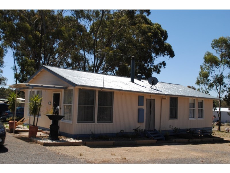 33 Flagstaff Lane, Maryborough VIC 3465