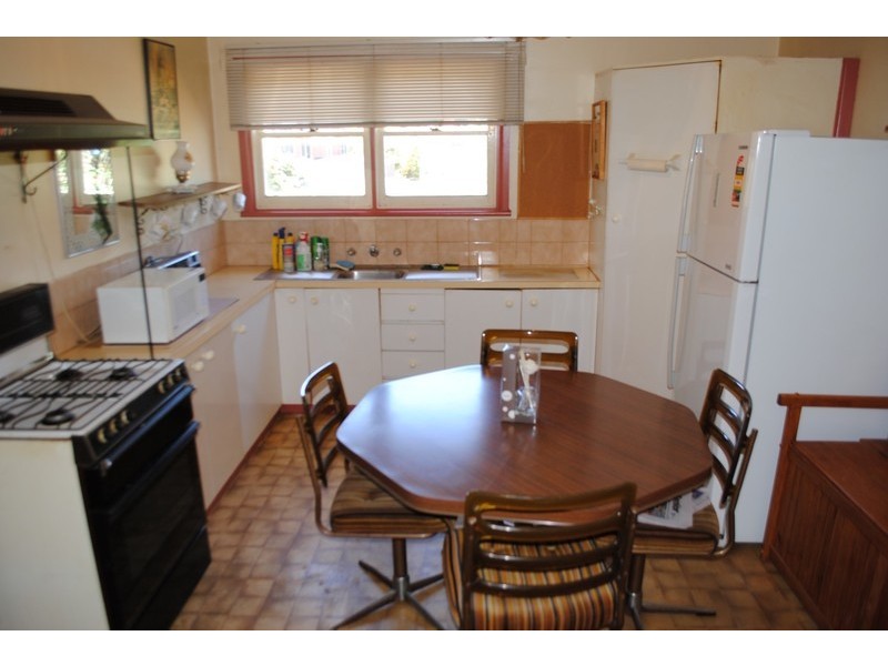 18 Goldsmith Street, Maryborough VIC 3465