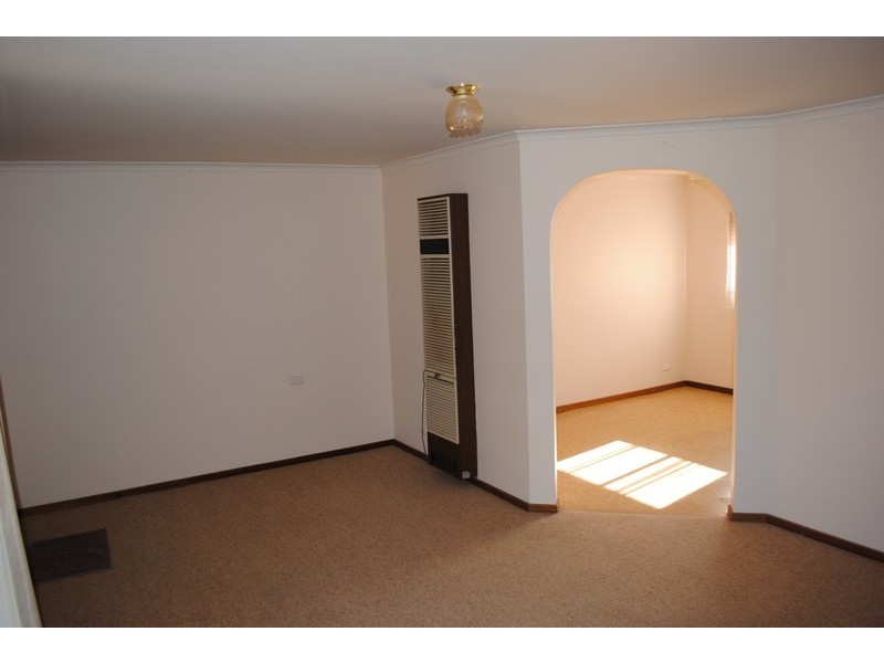 24 Pekin Road, Maryborough VIC 3465