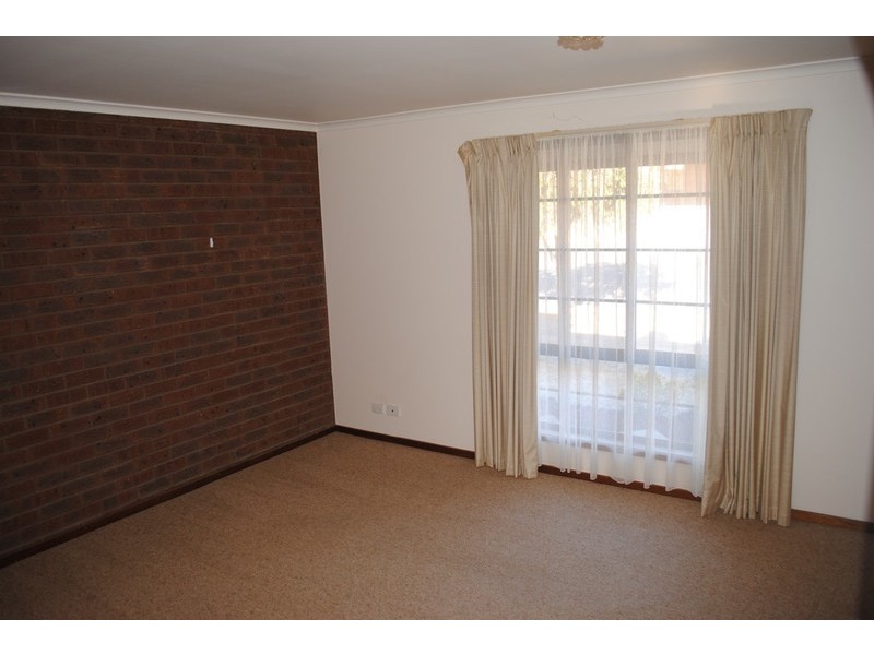 24 Pekin Road, Maryborough VIC 3465