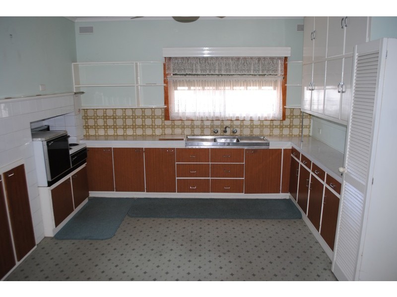 71 Majorca Road, Maryborough VIC 3465